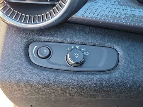 New 2026 Chevrolet Trax ACTIV w/ Sunroof Package image 21