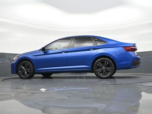 Used 2022 Volkswagen Jetta SE FWD image 25