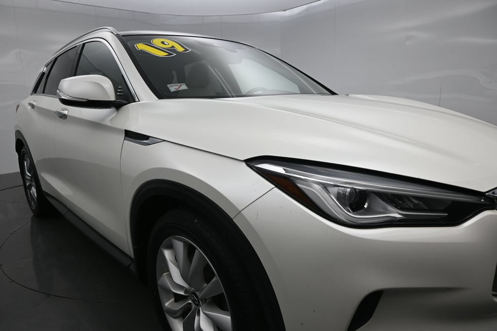 Used 2019 INFINITI QX50 Luxe w/ Navigation Package AWD/4WD image 33