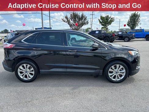 Used 2022 Ford Edge Titanium w/ Equipment Group 301A AWD/4WD image 7