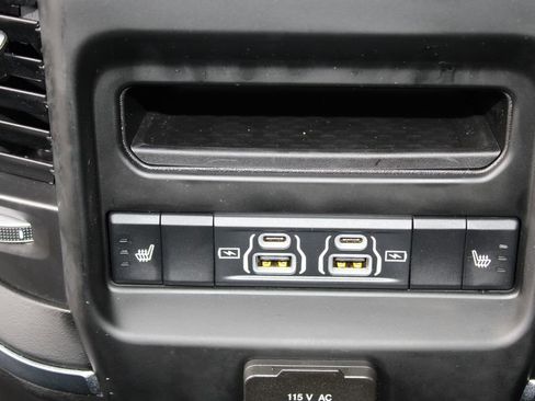 Used 2023 RAM 2500 Laramie AWD/4WD image 53