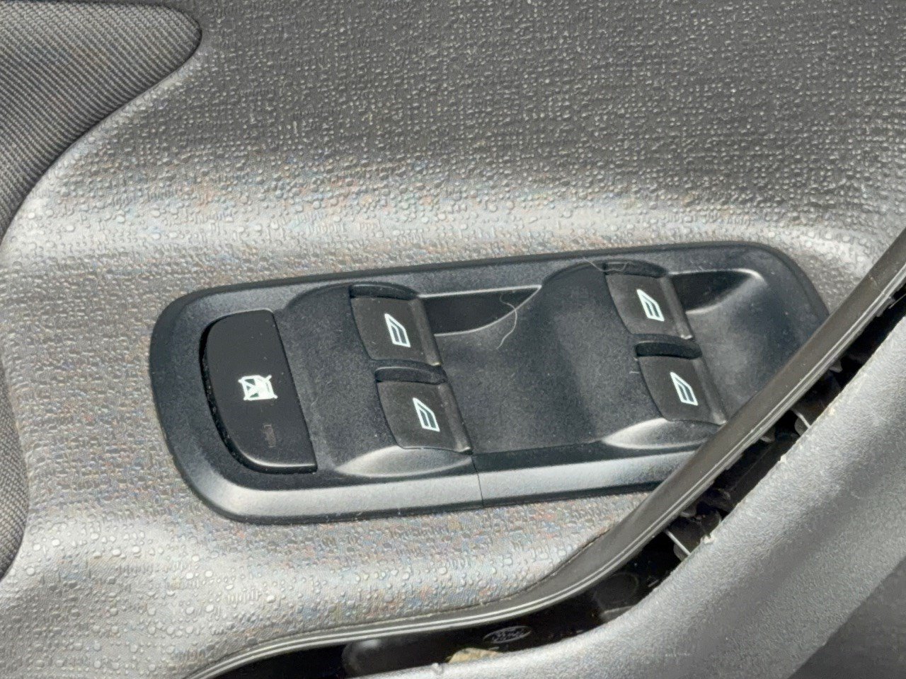 Used 2018 Ford Fiesta SE FWD image 15