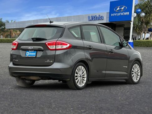 Used 2018 Ford C-MAX SE image 2