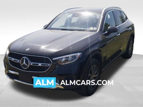 Used 2024 Mercedes-Benz GLC 300 4MATIC image 1
