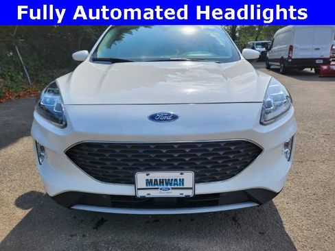 Used 2020 Ford Escape Titanium w/ Titanium Premium Package 2.0 image 11