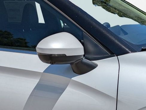 New 2026 Mitsubishi Outlander SE image 12