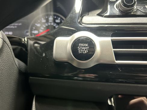 Used 2021 Kia Seltos SX image 18