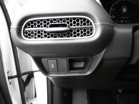 New 2026 Honda HR-V EX-L image 10