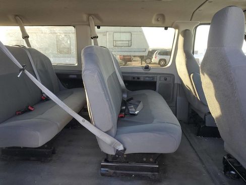Used 2012 Ford E-350 and Econoline 350 XLT image 10