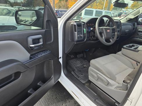 Used 2016 Chevrolet Silverado 1500 Custom w/ Custom Convenience Package image 18