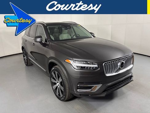 Used 2024 Volvo XC90 T8 Ultimate w/ Protection Package Premier AWD/4WD image 1