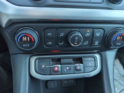 Used 2023 GMC Acadia SLE w/ Driver Convenience Package image 25