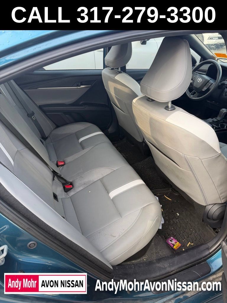 Used 2025 Toyota Camry SE w/ Multimedia Upgrade Package AWD/4WD image 8