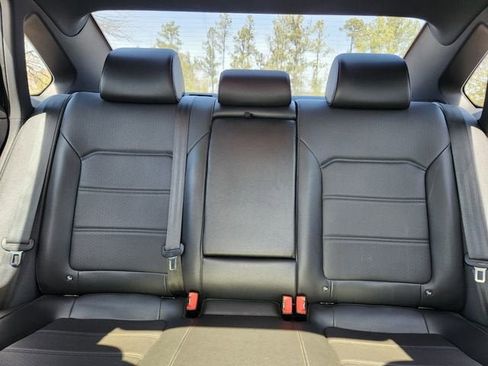 Used 2021 Volkswagen Passat 2.0T R-Line image 12