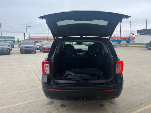 Used 2022 Ford Explorer XLT w/ Class IV Trailer Tow Package image 7