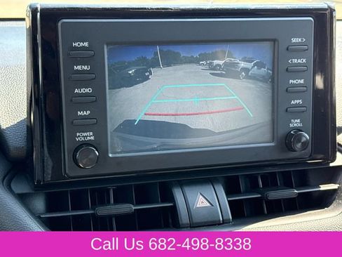 Used 2019 Toyota RAV4 LE FWD image 22