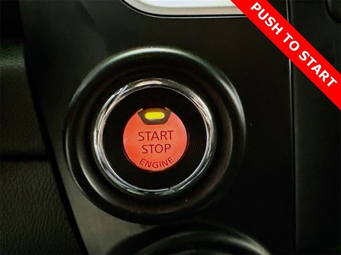 Used 2018 Nissan Titan SL w/ Midnight Edition image 33