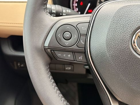 Used 2025 Toyota RAV4 XLE Premium image 16