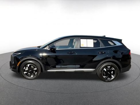 Used 2026 Kia Sportage LX FWD image 8