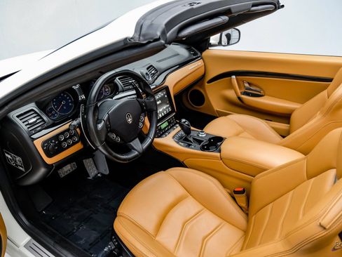 Used 2018 Maserati GranTurismo Sport image 48