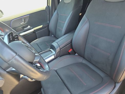 Used 2024 Mercedes-Benz GLA 250 image 15