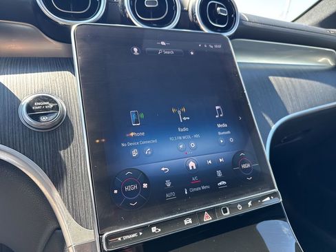 Used 2023 Mercedes-Benz GLC 300 4MATIC image 19