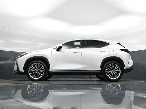Certified 2025 Lexus NX 350 AWD w/ Accessory Package (2T) image 39