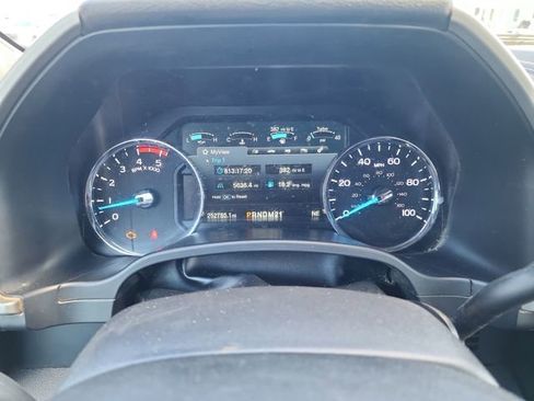 Used 2018 Ford F250 Lariat w/ Chrome Package image 14