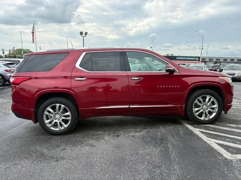 Used 2019 Chevrolet Traverse High Country w/ LPO, Floor Liner Package AWD/4WD image 6