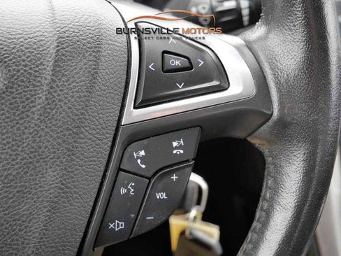 Used 2016 Ford Fusion SE w/ Equipment Group 202A image 24