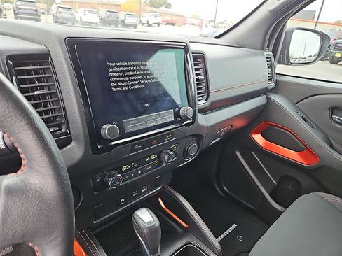 Used 2023 Nissan Frontier Pro-X w/ Technology Package image 18