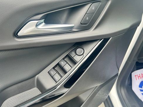 Used 2025 Chevrolet Equinox LT FWD image 15
