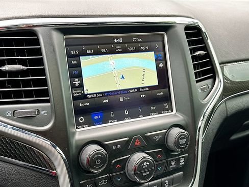 Used 2018 Jeep Grand Cherokee SRT AWD/4WD image 15