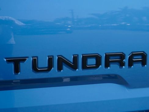 Used 2019 Toyota Tundra SR5 w/ SR5 Upgrade Package AWD/4WD image 48