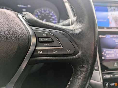 Used 2017 INFINITI Q60 3.0t w/ Premium Plus Package 3.0T image 28