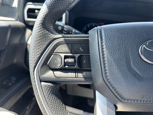 Certified 2024 Toyota Tacoma TRD Off-Road image 23
