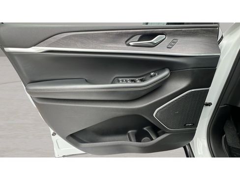 Used 2021 Jeep Grand Cherokee L Limited w/ Trailer Tow Group (B) image 26