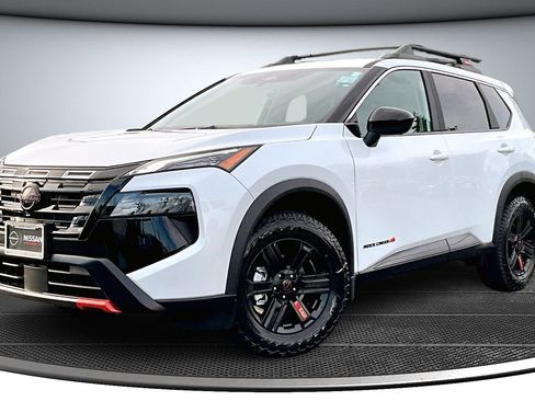 New 2026 Nissan Rogue SV AWD/4WD image 2