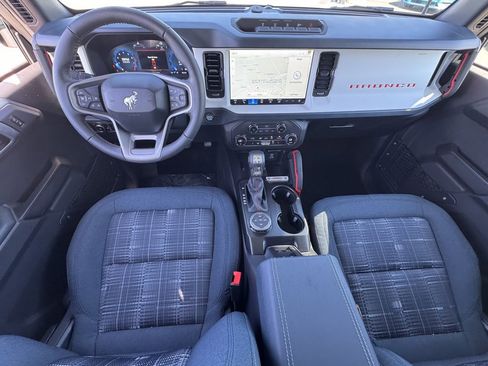 New 2025 Ford Bronco Heritage Edition image 25