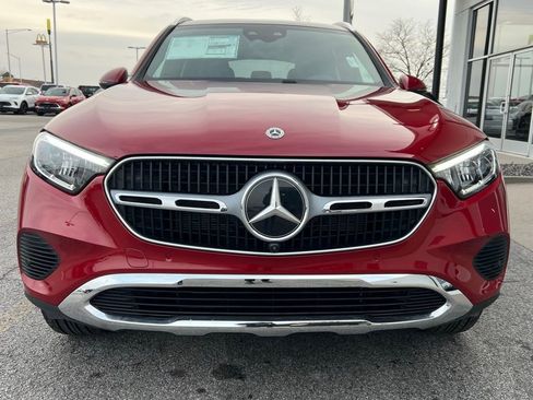 Used 2026 Mercedes-Benz GLC 300 image 3