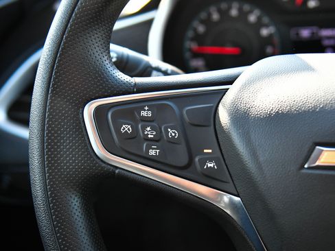 Used 2024 Chevrolet Malibu LT image 29