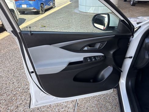 Certified 2024 Buick Envista Preferred image 21