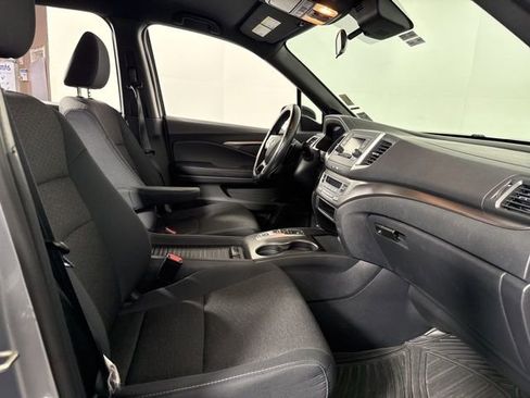 Used 2019 Honda Passport Sport image 21