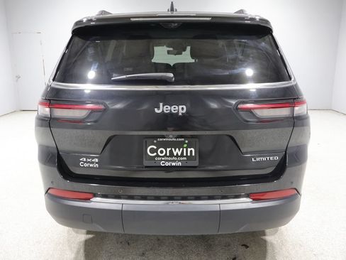 Used 2023 Jeep Grand Cherokee L Limited w/ Luxury Tech Group II AWD/4WD image 3