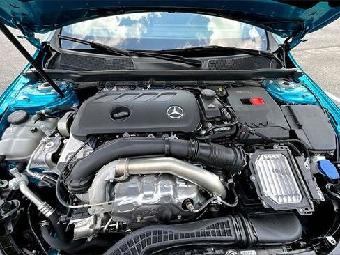 New 2025 Mercedes-Benz CLA 250 image 12