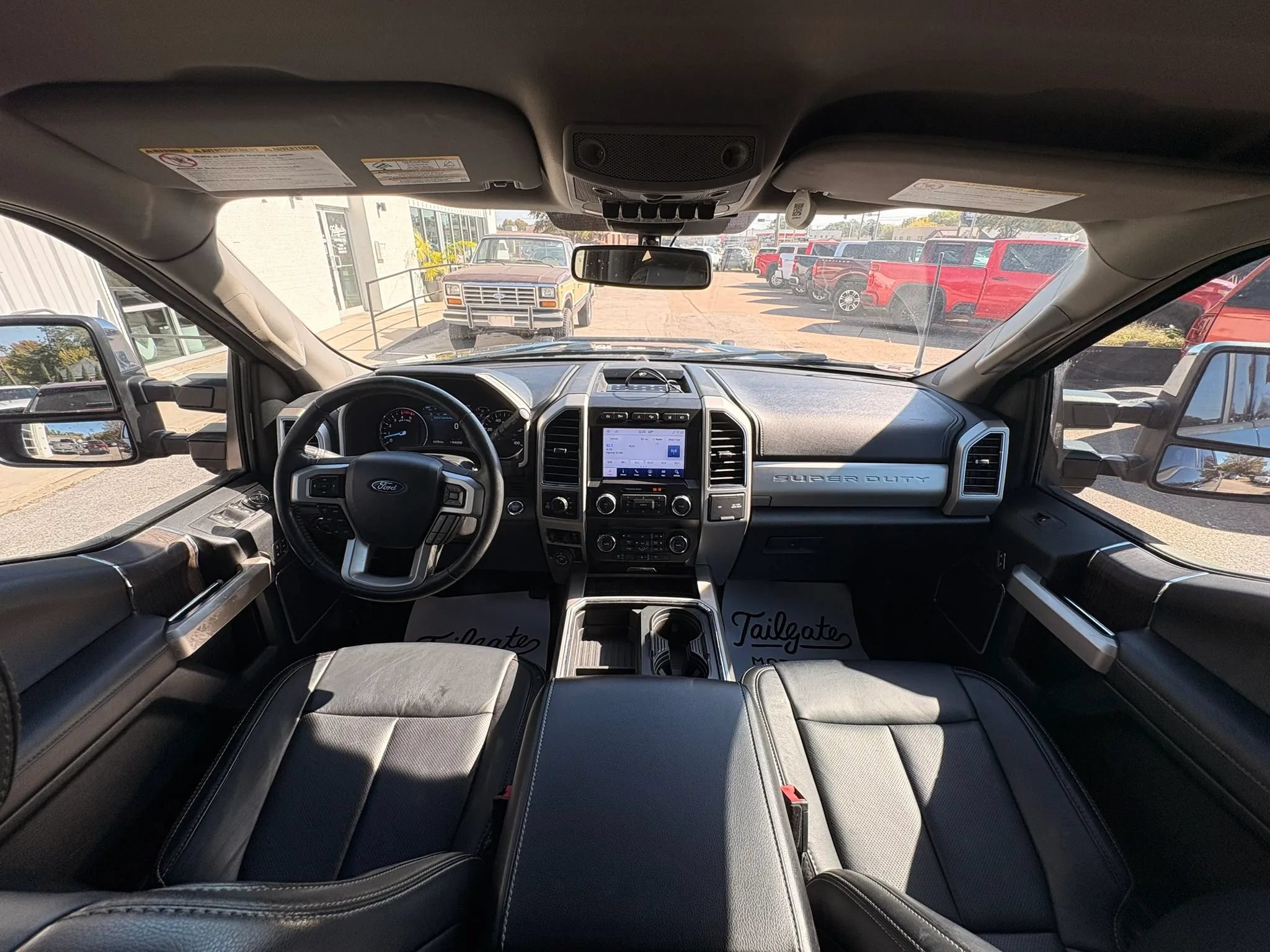 Used 2020 Ford F350 Lariat w/ Lariat Ultimate Package AWD/4WD image 17