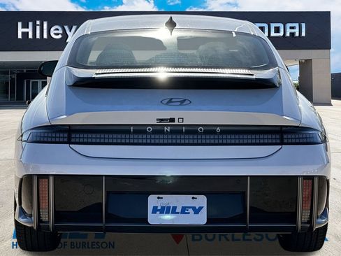 New 2025 Hyundai Ioniq 6 SEL image 8