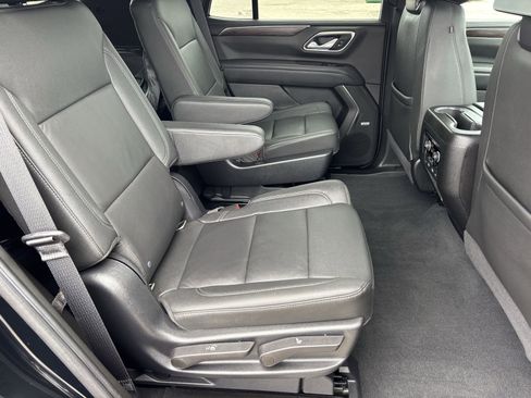 Used 2022 Chevrolet Tahoe Z71 w/ Off-Road Capability Package AWD/4WD image 28