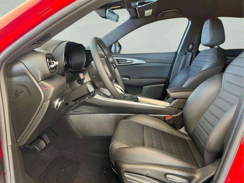 Used 2023 Dodge Hornet GT w/ GT Blacktop Package AWD/4WD image 9
