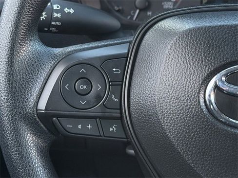 Used 2025 Toyota Corolla LE image 14